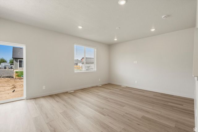 856 N 260 E, Santaquin, UT 84655