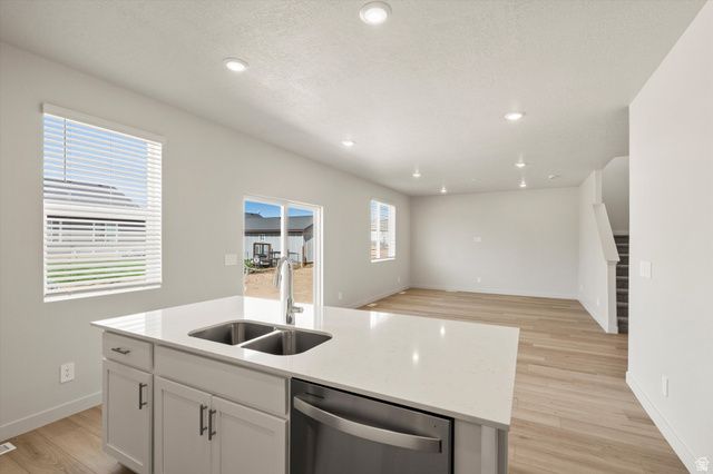856 N 260 E, Santaquin, UT 84655