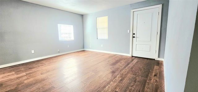 8525 Oak Haven Lane, Dallas, TX 75217