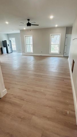 123 Gray Bird Lane, London, KY 40741