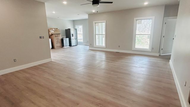 123 Gray Bird Lane, London, KY 40741