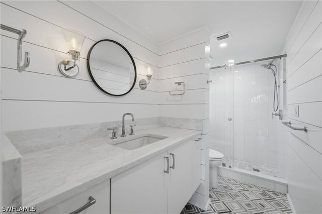 6080 Pelican Bay BLVD 205A, Naples, FL 34108