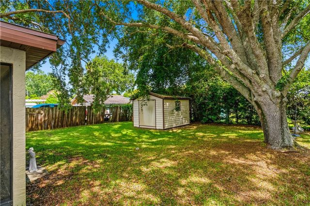 820 23rd Place SW, Vero Beach, FL 32962