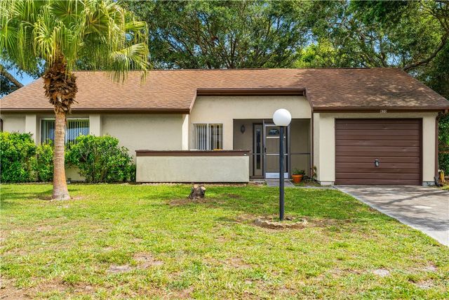 820 23rd Place SW, Vero Beach, FL 32962