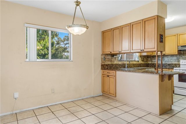 820 23rd Place SW, Vero Beach, FL 32962