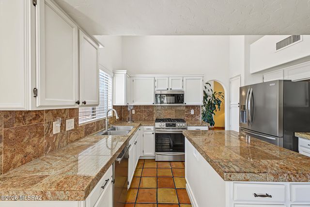 11401 N Palmetto Dunes Avenue, Oro Valley, AZ 85737