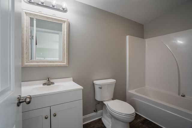 1002 NE Groves Drive, Dalton, GA 30721