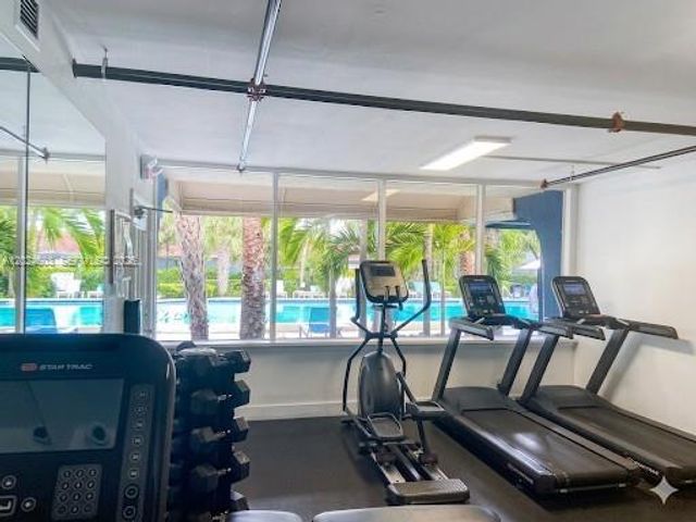 4550 NW 9th St 203E, Miami, FL 33126
