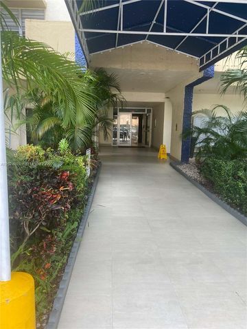 4550 NW 9th St 203E, Miami, FL 33126