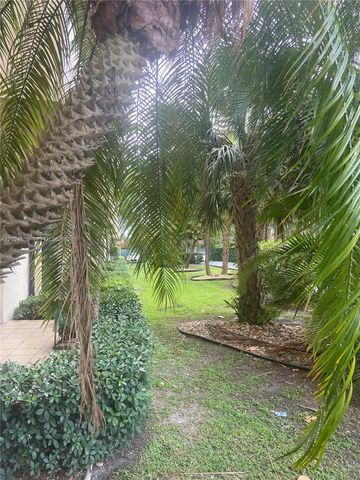 4550 NW 9th St 203E, Miami, FL 33126