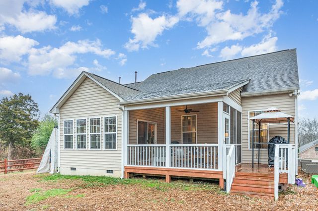 715 Cider Court, Lake Wylie, SC 29710