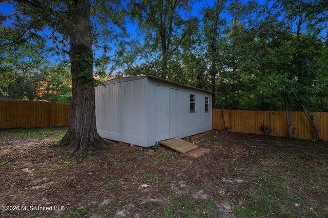 24 Village Drive, Madison, MS 39110