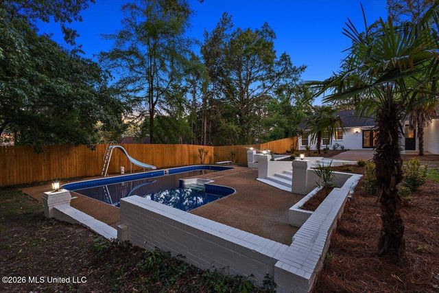 24 Village Drive, Madison, MS 39110