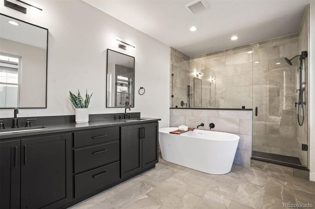 574 Adams Street, Denver, CO 80206