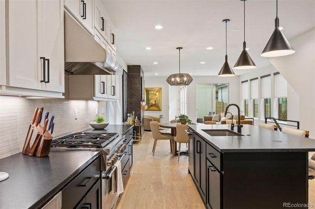 574 Adams Street, Denver, CO 80206
