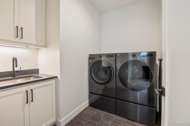 574 Adams Street, Denver, CO 80206