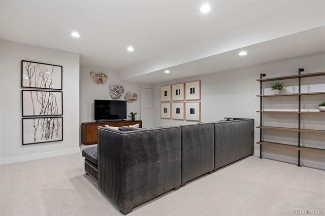 574 Adams Street, Denver, CO 80206