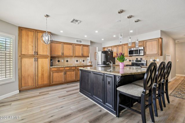 704 E WINDSOR Drive, Gilbert, AZ 85296