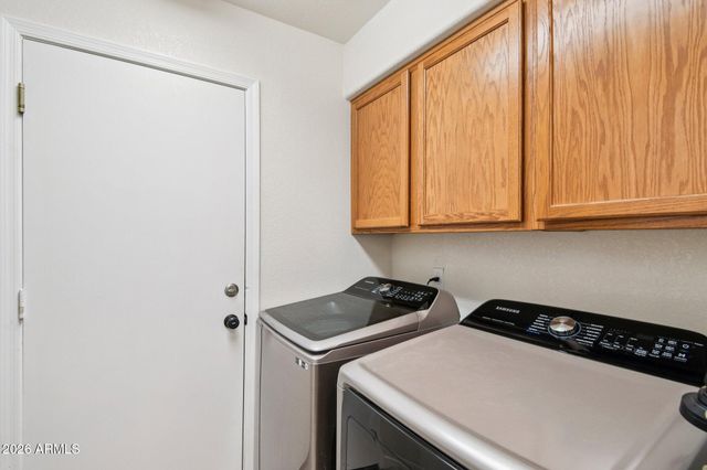 704 E WINDSOR Drive, Gilbert, AZ 85296