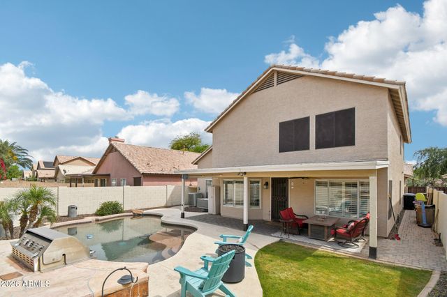 704 E WINDSOR Drive, Gilbert, AZ 85296