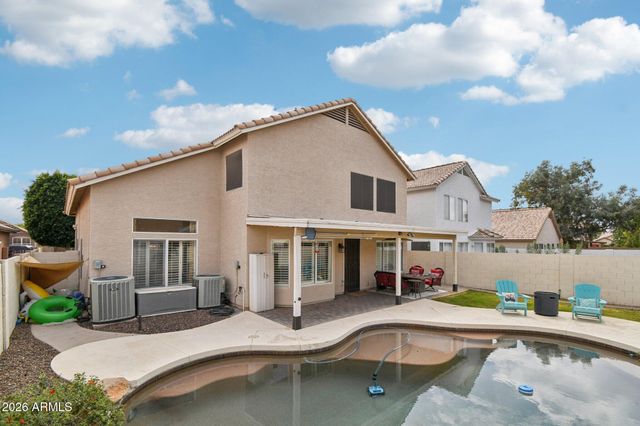 704 E WINDSOR Drive, Gilbert, AZ 85296