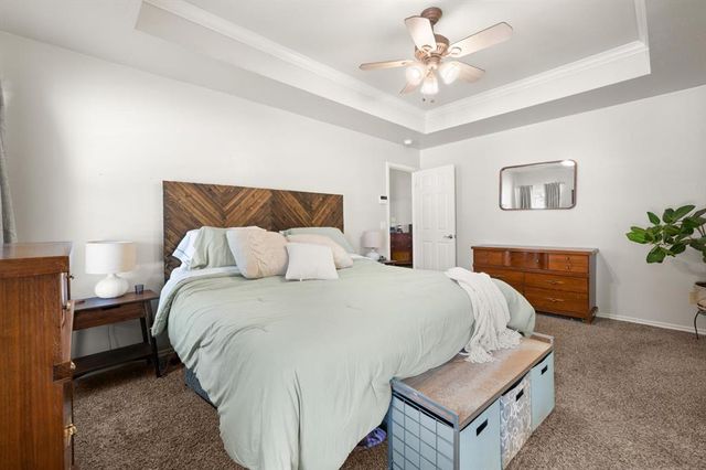 12524 SW 12th Street, Yukon, OK 73099