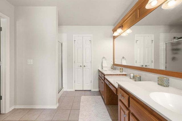 12524 SW 12th Street, Yukon, OK 73099