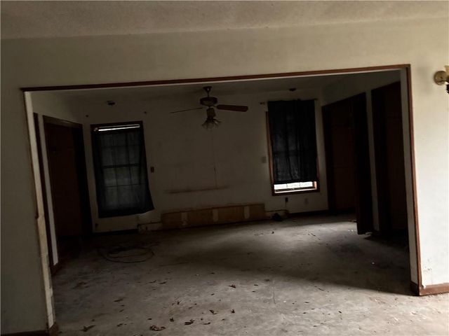 127 HICKORY Street, Pineville, LA 71360