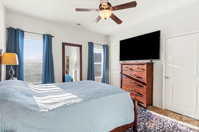 112 N Canyon Ridge Drive, Mount Holly, NC 28120