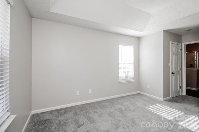 1120 Summit Hills Drive, Charlotte, NC 28214