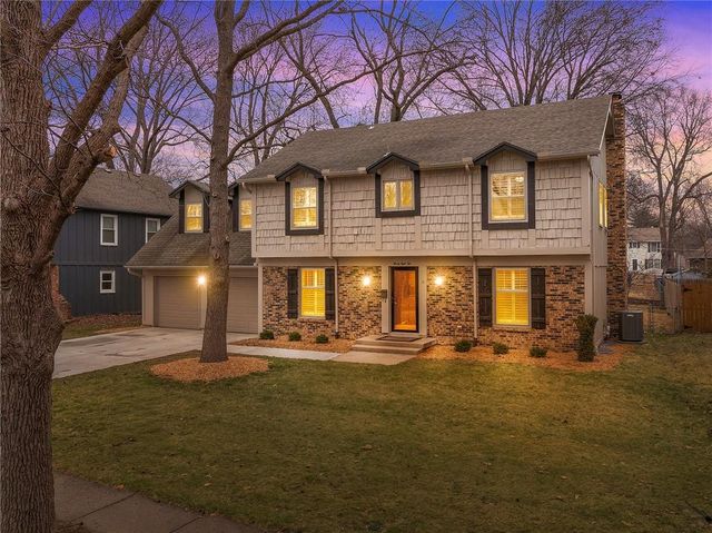 9810 W 100th Terrace, Overland Park, KS 66212