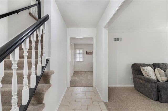 9810 W 100th Terrace, Overland Park, KS 66212