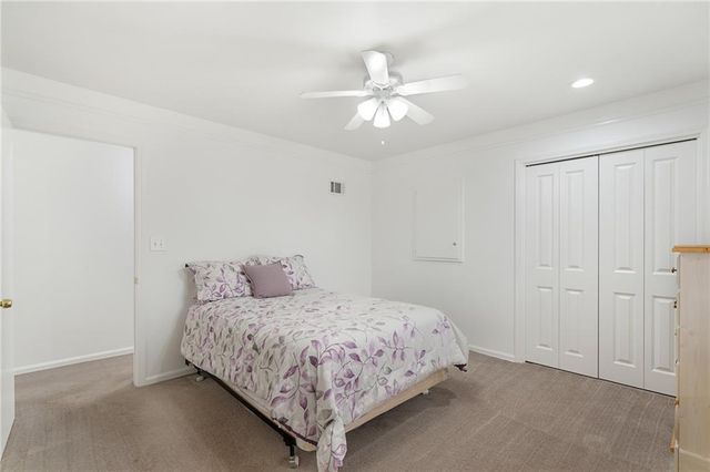 9810 W 100th Terrace, Overland Park, KS 66212