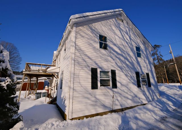 818 Main Street, Cavendish, VT 05142