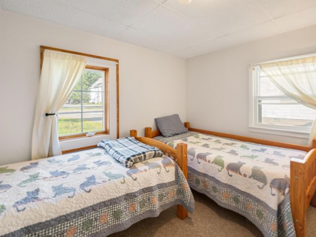 818 Main Street, Cavendish, VT 05142