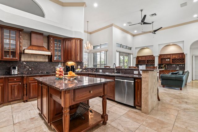 2296 Greenview Cove Drive, Wellington, FL 33414