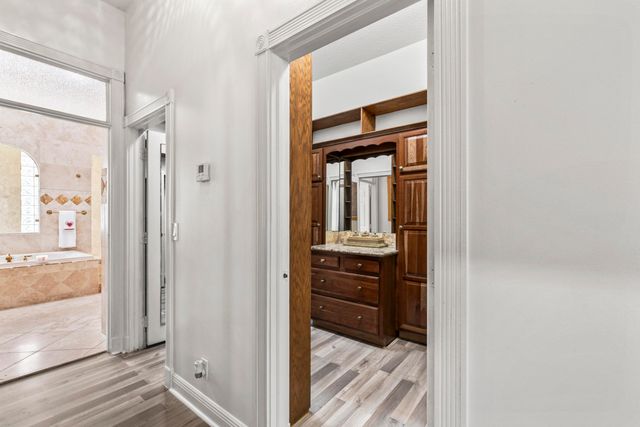 2296 Greenview Cove Drive, Wellington, FL 33414