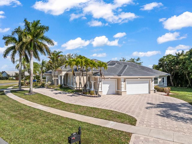 2296 Greenview Cove Drive, Wellington, FL 33414