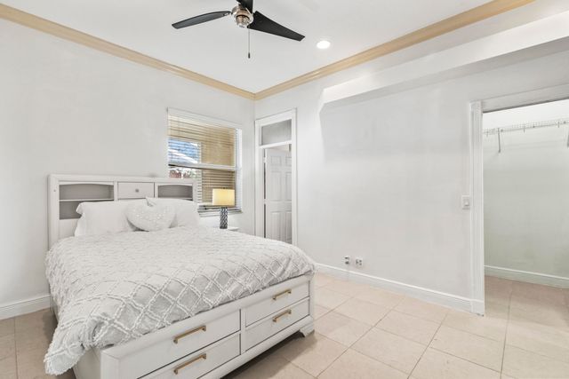 2296 Greenview Cove Drive, Wellington, FL 33414