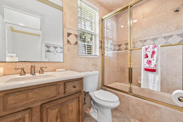 2296 Greenview Cove Drive, Wellington, FL 33414