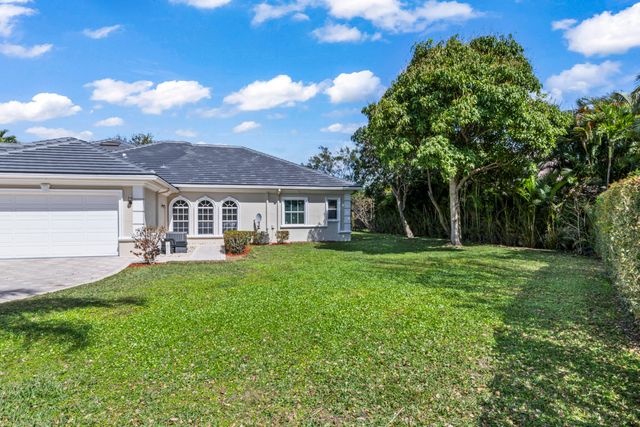 2296 Greenview Cove Drive, Wellington, FL 33414