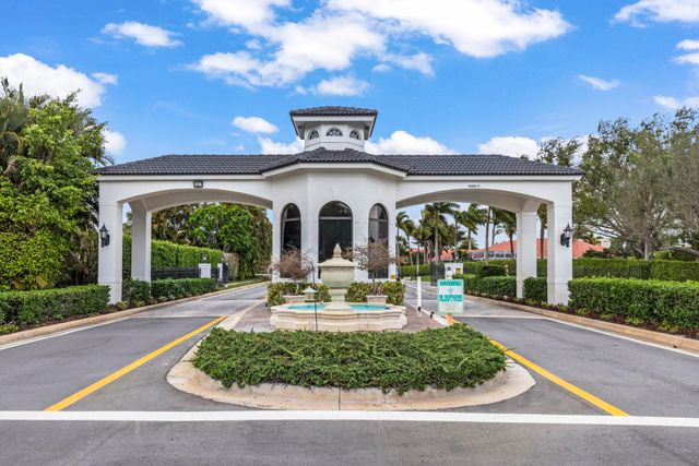 2296 Greenview Cove Drive, Wellington, FL 33414