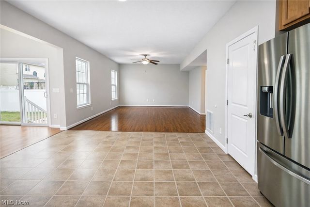 38446 Foxglen Avenue, Avon, OH 44011