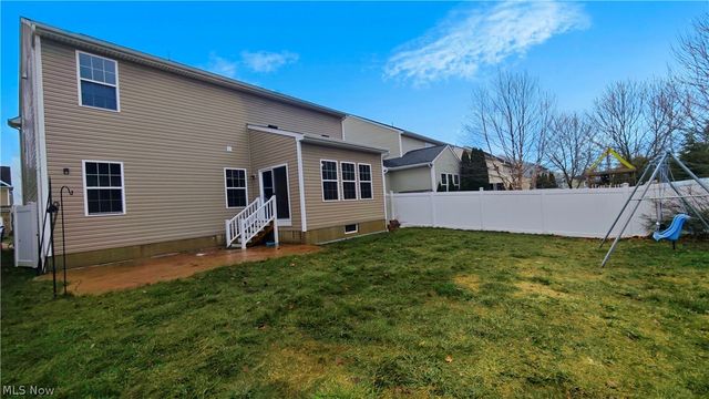 38446 Foxglen Avenue, Avon, OH 44011