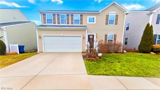 38446 Foxglen Avenue, Avon, OH 44011