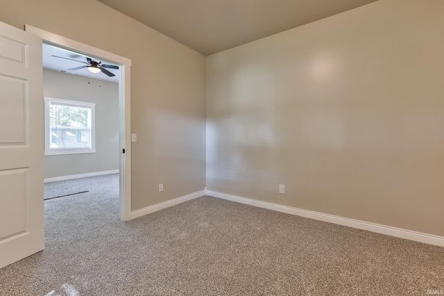 2605 N Kentucky Avenue, Evansville, IN 47711