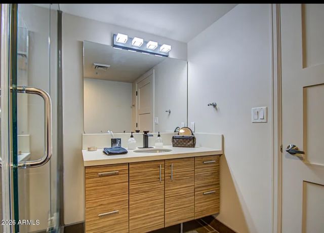 535 W THOMAS Road 513, Phoenix, AZ 85013