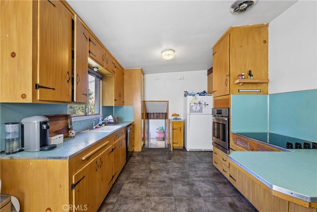 71 Rafael Way, San Luis Obispo, CA 93405