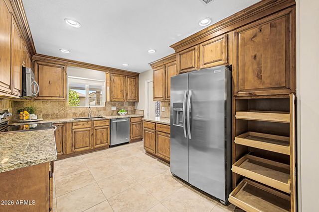 6408 E DALLAS Street, Mesa, AZ 85205