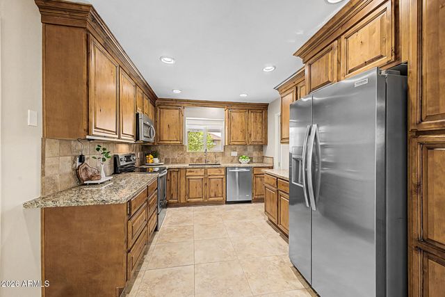 6408 E DALLAS Street, Mesa, AZ 85205